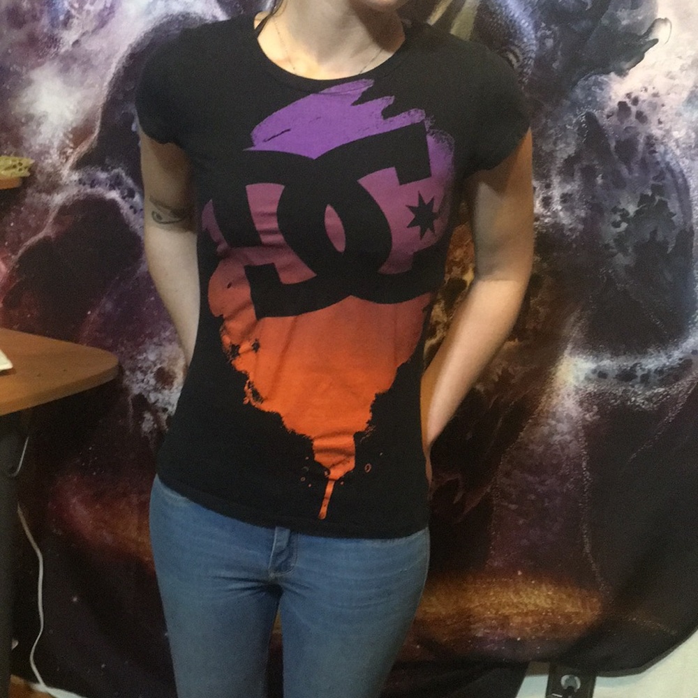 DC black orange and purple screen print tee